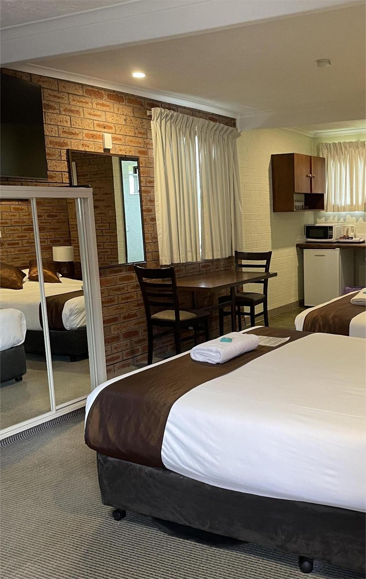Bulahdelah Motor Lodge Phòng bức ảnh